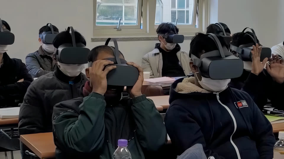 중장비 주변 작업